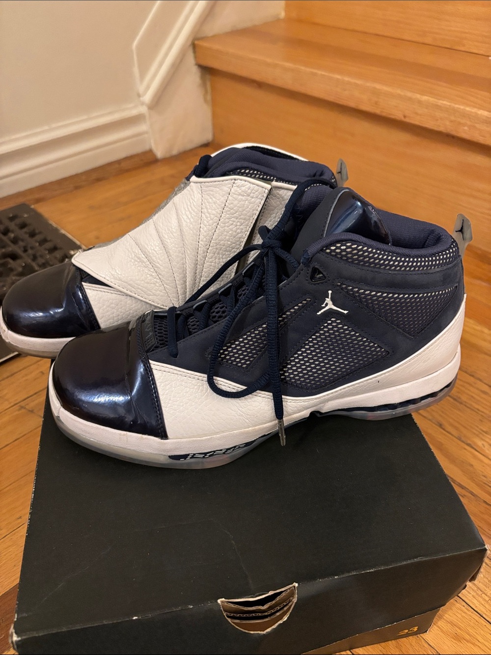 Air Jordan 16 Retro, Blue and White with optional white leather cover over laces